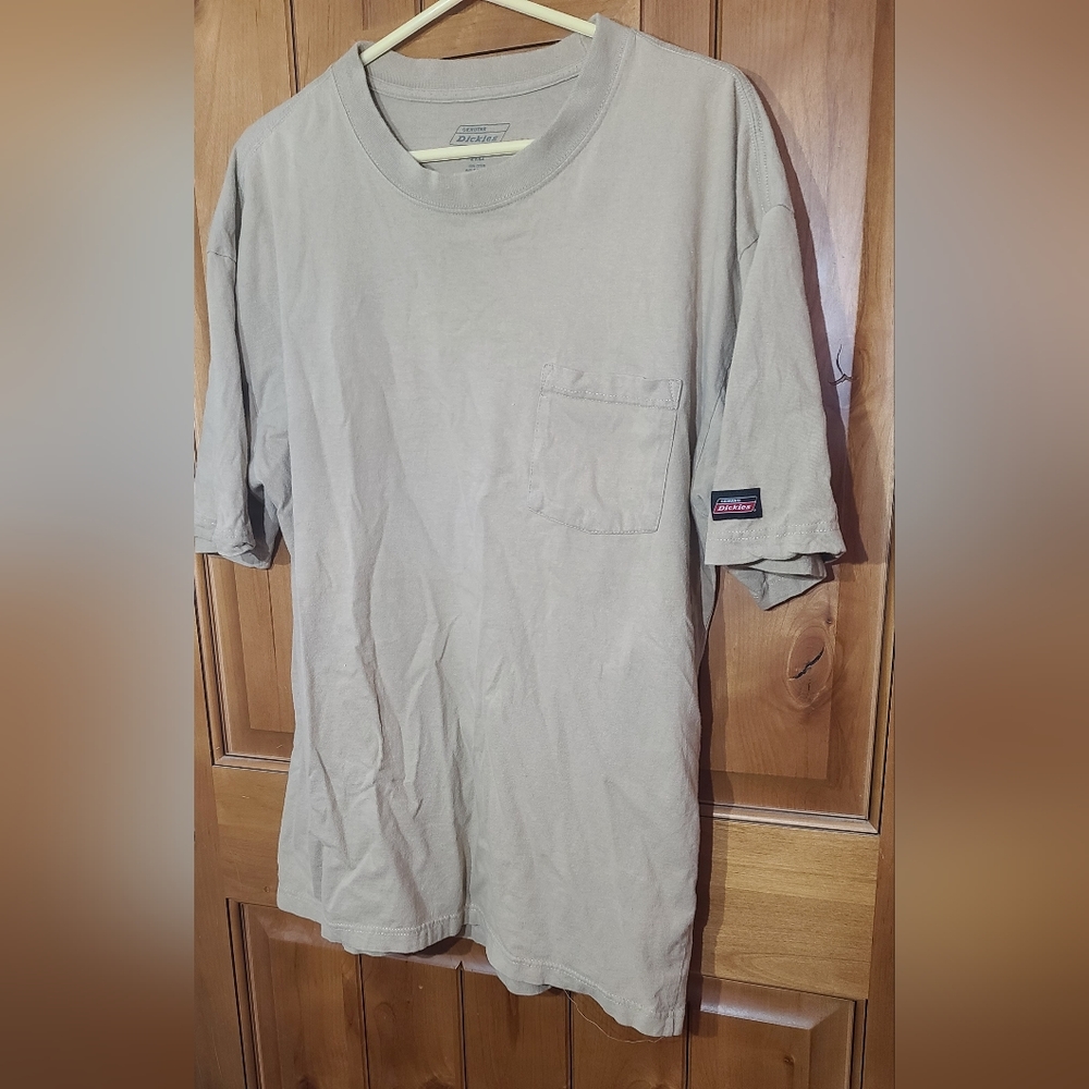 Dickies tan xl shirt